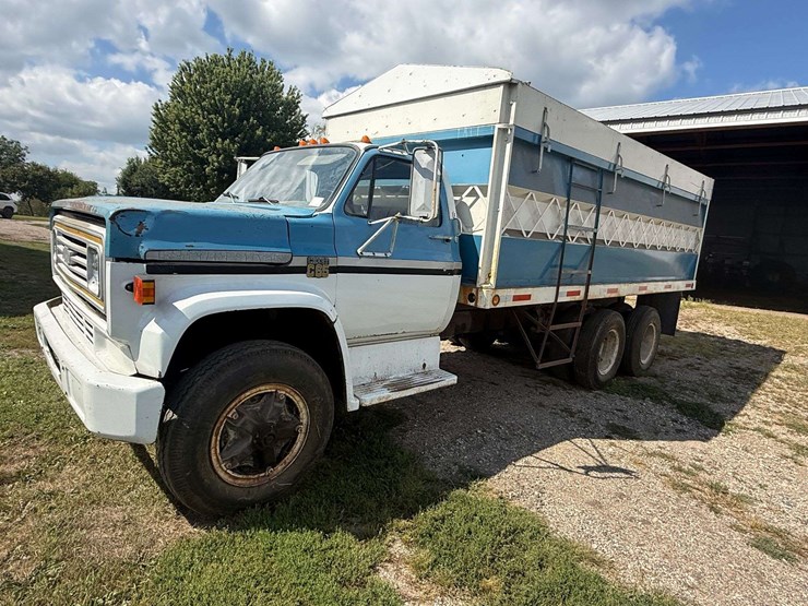 1975-chevrolet-c65-image-8