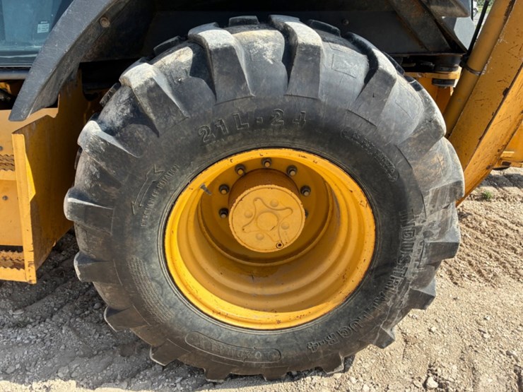 deere-410k-image-10