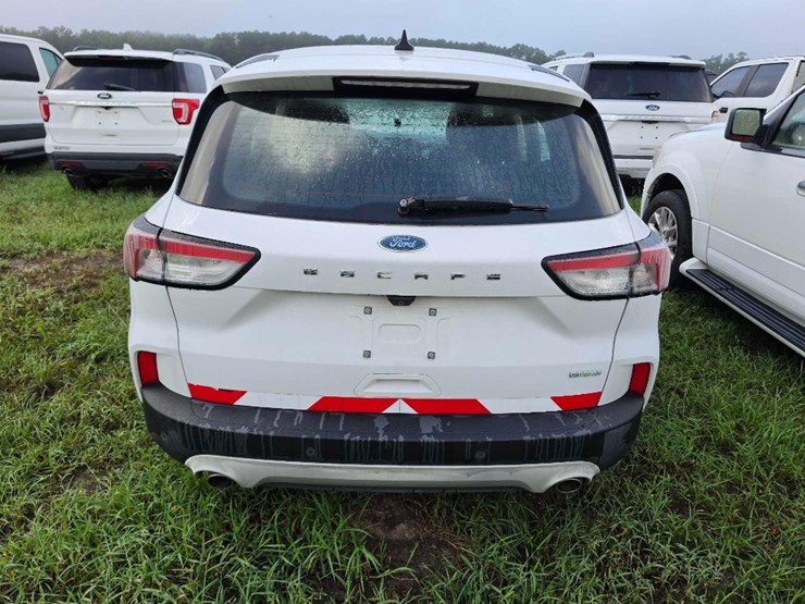 2020-ford-escape-image-5