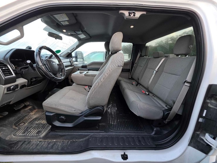 2017-ford-f250-image-11