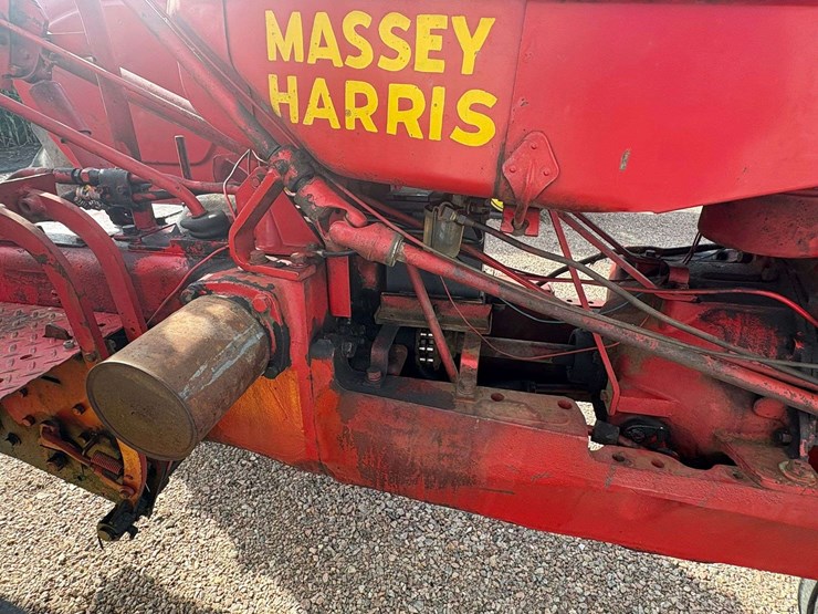 massey-ferguson-30-image-19