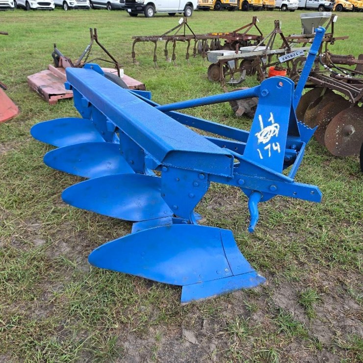 174 - FORD 16 OFFSET BOTTOM PLOW