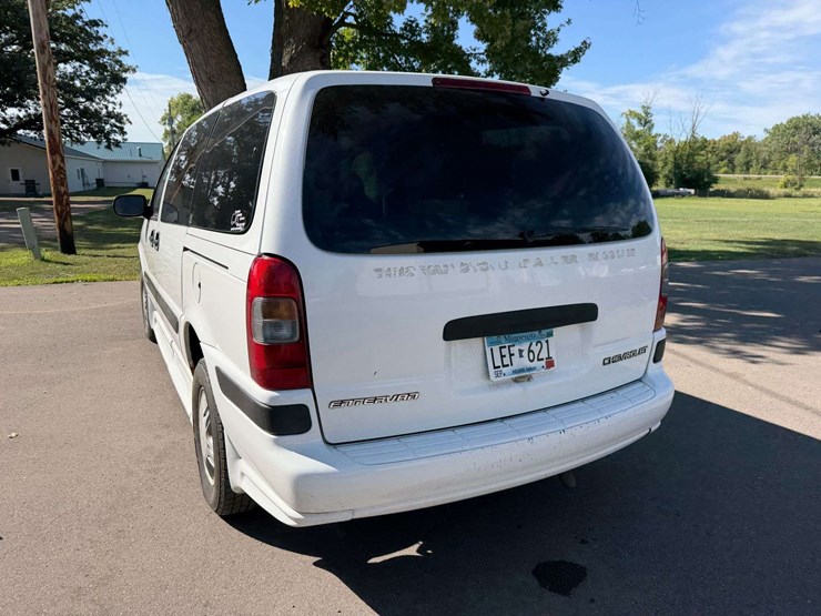 2005-chevrolet-venture-image-4