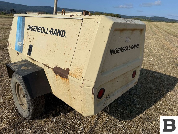 1995-ingersoll-rand-p185wjd-185-cfm-portable-air-compressor-image-19