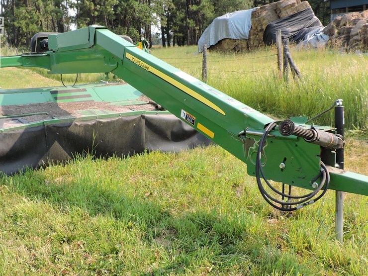 john-deere-835-image-1