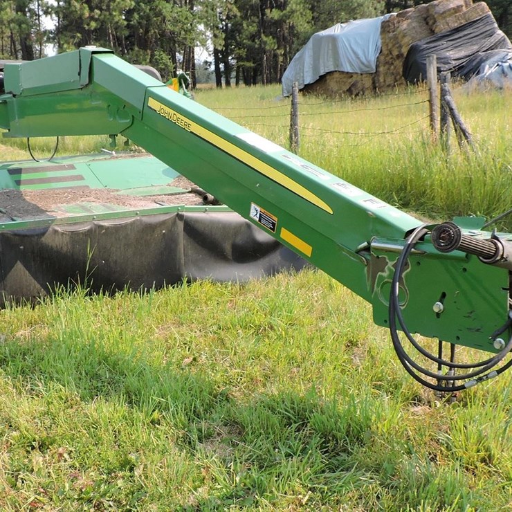 JOHN DEERE 835
