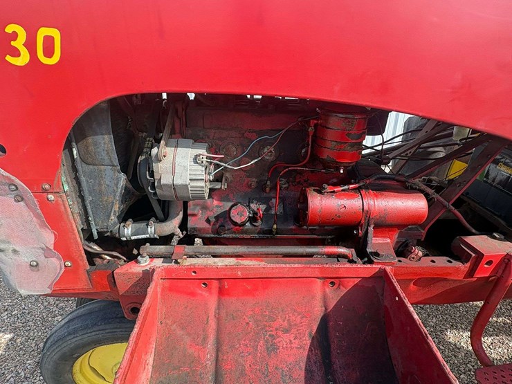 massey-ferguson-30-image-30