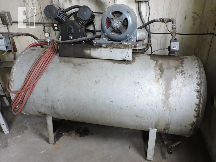 heavy-duty-horizontal-air-compressor,-3-phase,-wor-image-3