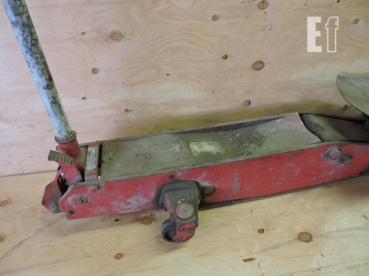 norco,-10-ton-hydraulic-floor-jack-image-3