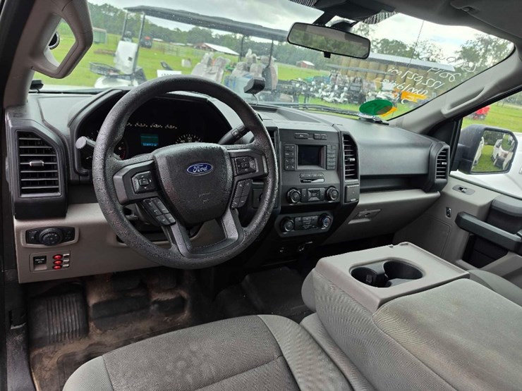 2019-ford-f150-xl-image-12