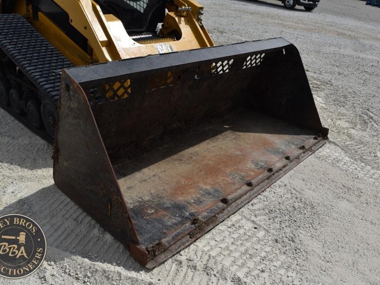 2015-caterpillar-287d-image-20