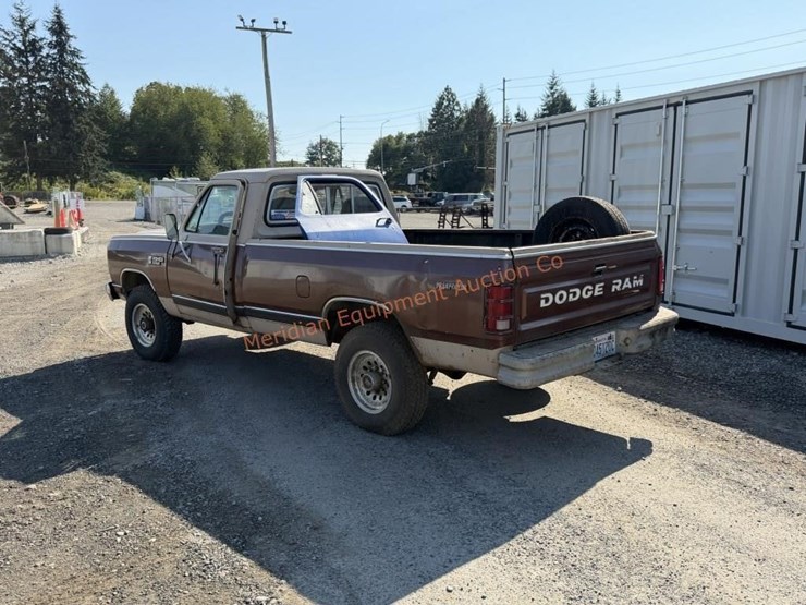 1984-dodge-ram-250-image-4