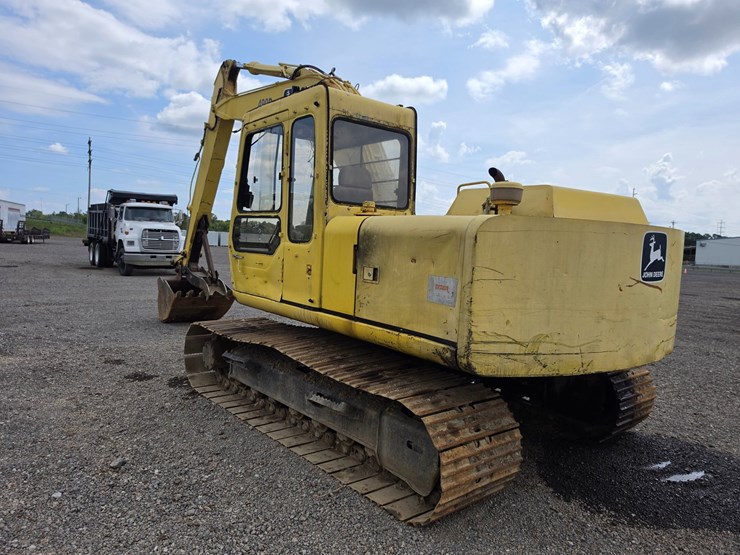 deere-490d-image-12