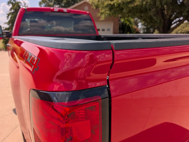 2018-chevrolet-2500hd-image-41
