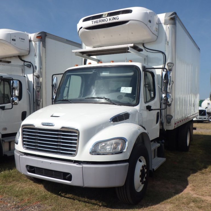 2020 FREIGHTLINER M2 106