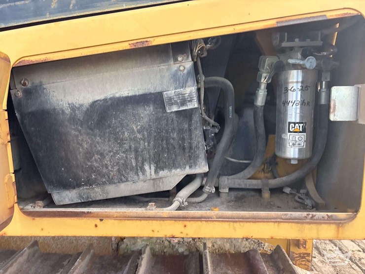2013-caterpillar-d5k2-image-20
