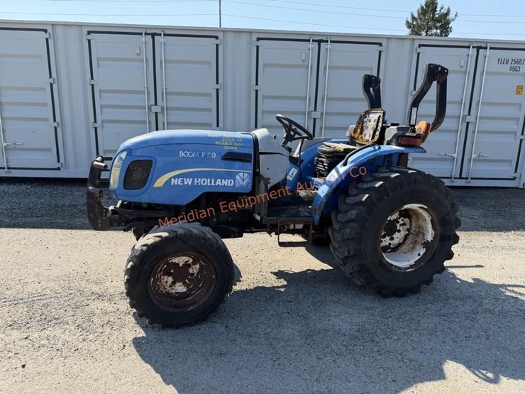 new-holland-boomer-50-image-2