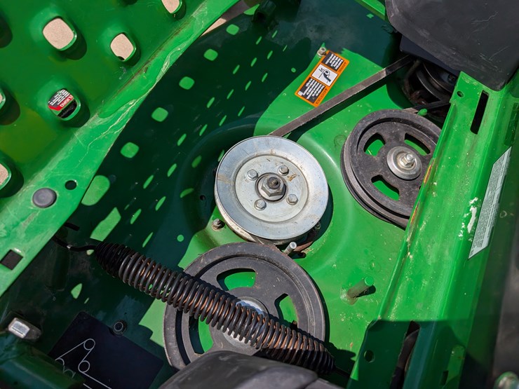 2019-john-deere-z915e-image-48