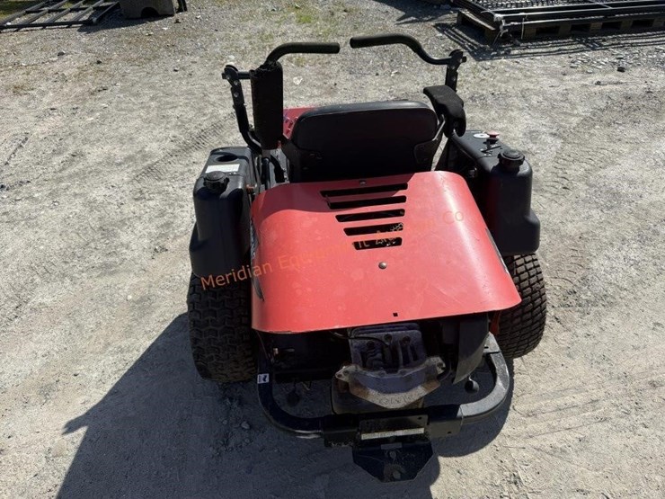 ariens-zoom-1640-zero-lawn-mower--non-operable-image-5