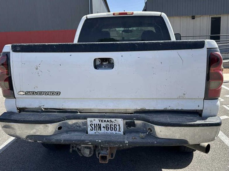 2007-chevrolet-silverado-2500-image-5