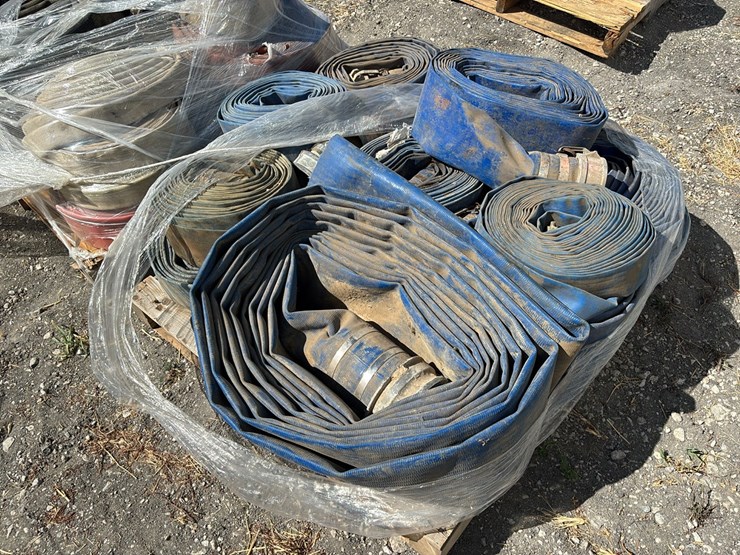 pallet-of:-18-blue-hoses-support-equipment-image-2