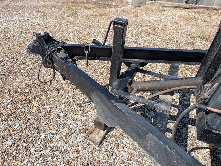 24’-tandem-axle-trailer-image-9