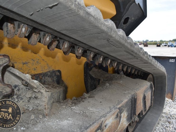 deere-333g-image-42