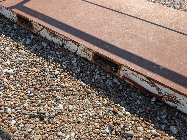 custom-made-forklift-platform-image-9