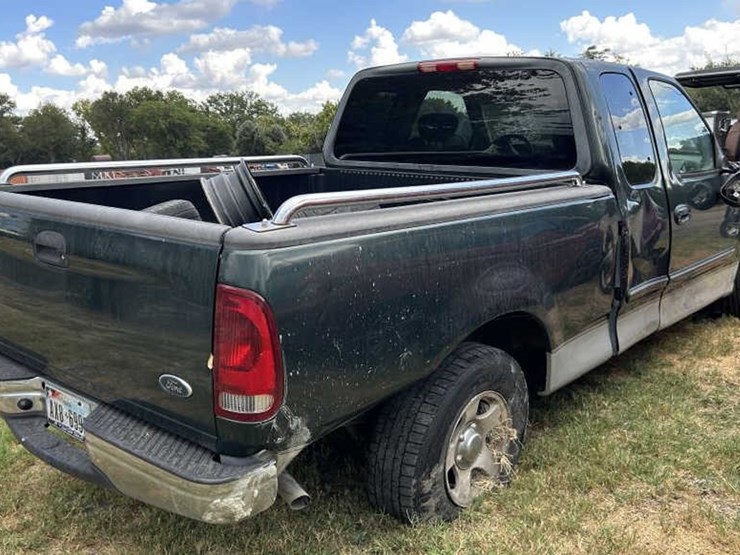 2002-ford-f150-xlt-image-4