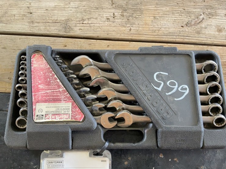 craftsman-standard-combination-wrench-set-and-screwdriver-set-image-3