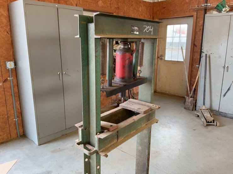 carolina-tool-&-equipment-shop-press-image-5