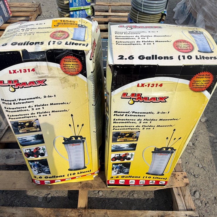 #10545 • Lot of (2) Lumax 2.6gal Fluid Extractors INV#10545
