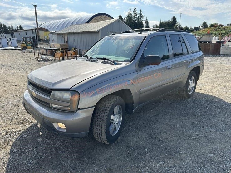 2005-chevrolet-trailblazer-lt-image-1