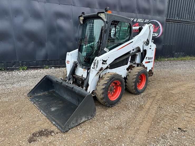2015-bobcat-s570-image-2