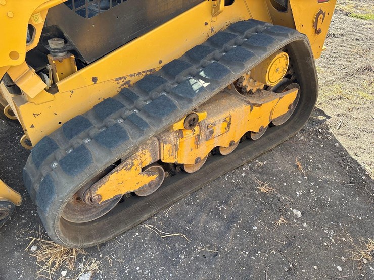 2021-caterpillar-259d3-image-6