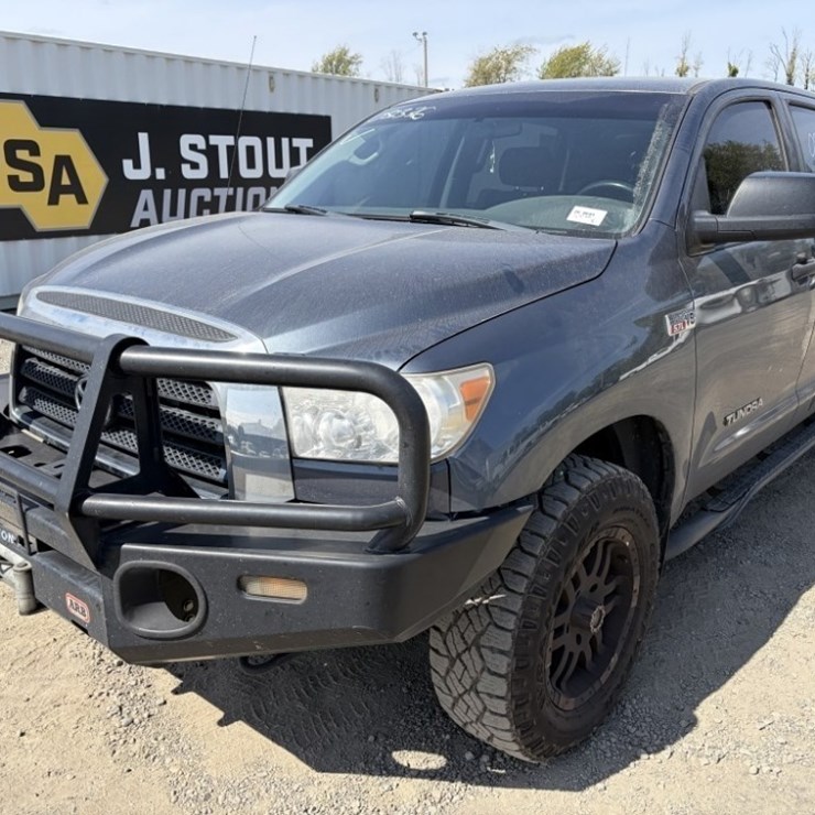 2008 TOYOTA TUNDRA
