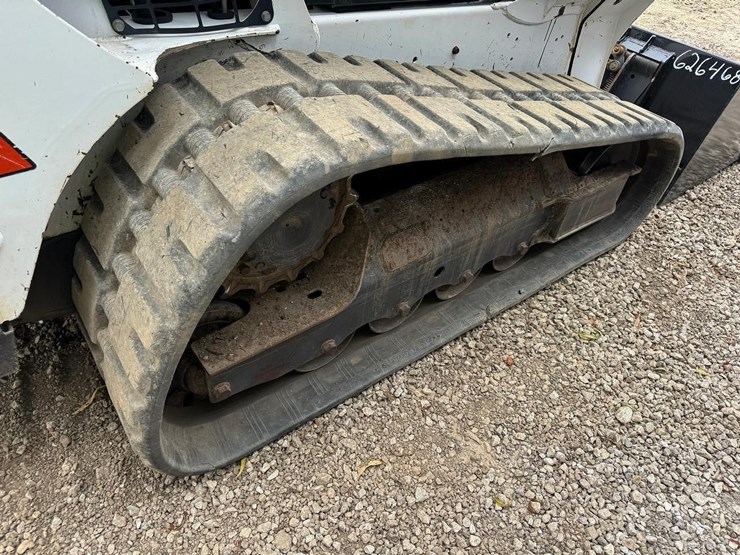 2016-bobcat-t590-image-18