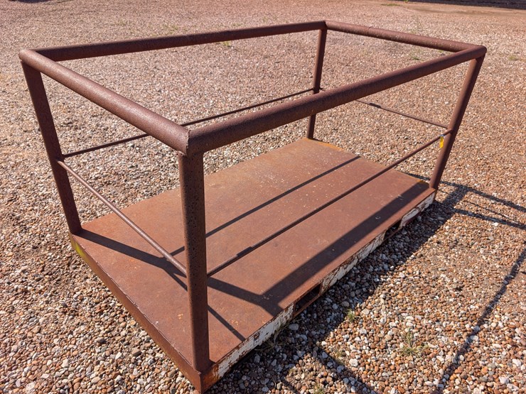 custom-made-forklift-platform-image-3