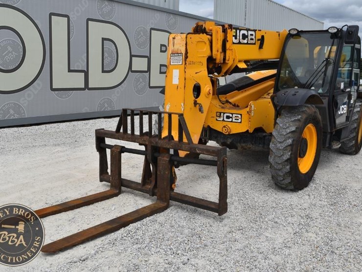 jcb-509-42-image-2