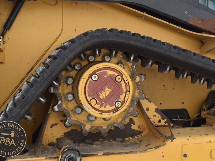 2024-caterpillar-255-image-43