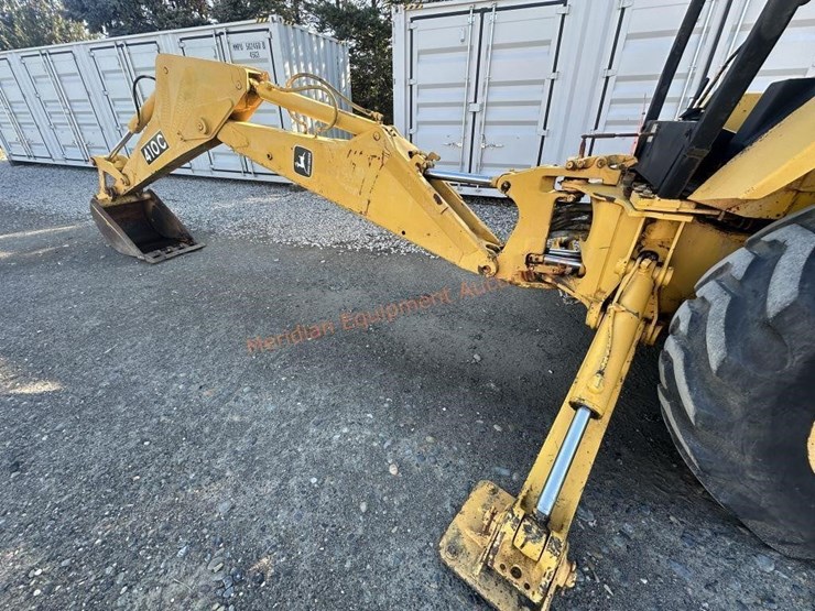 deere-410c-image-38
