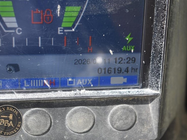 2022-takeuchi-tl10v2-image-54