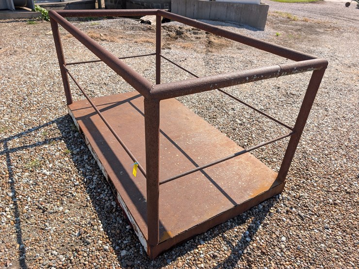 custom-made-forklift-platform-image-5