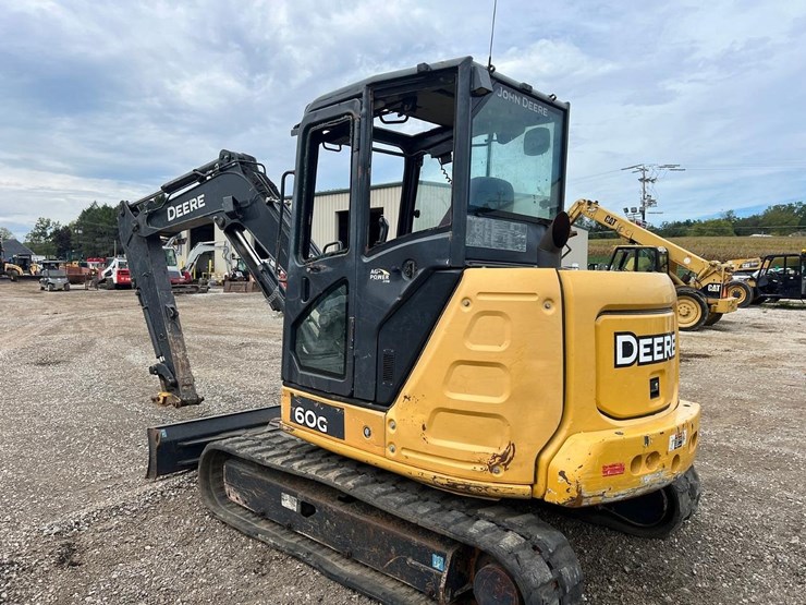2018-deere-60g-image-2