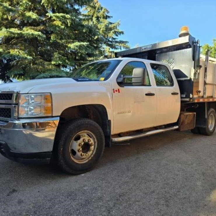 2014 CHEVROLET 3500