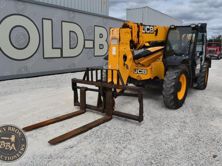 jcb-509-42-image-1