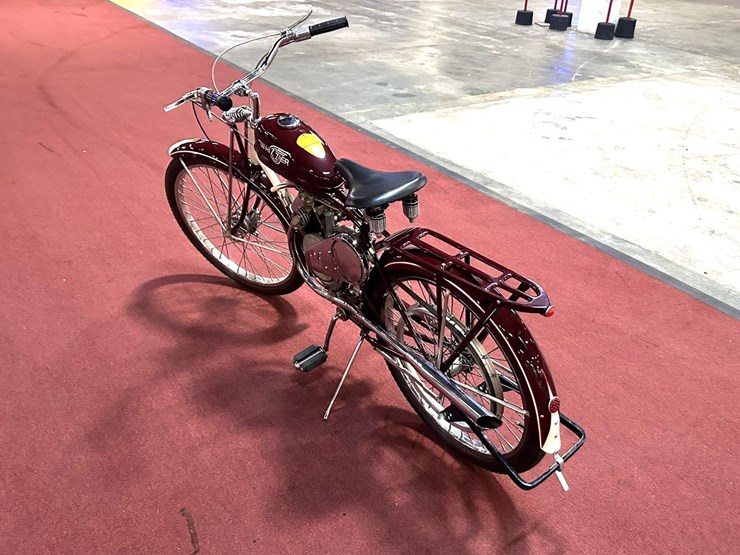 #1080-•-offered-at-no-reserve-|-1949-whizzer-schwinn-motorized-bicycle-image-2