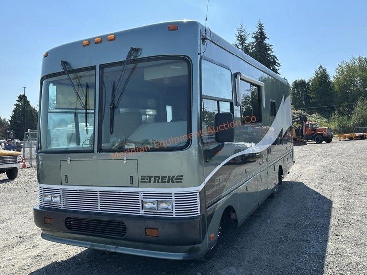 1999-safari-trek-24'-motorhome-image-3