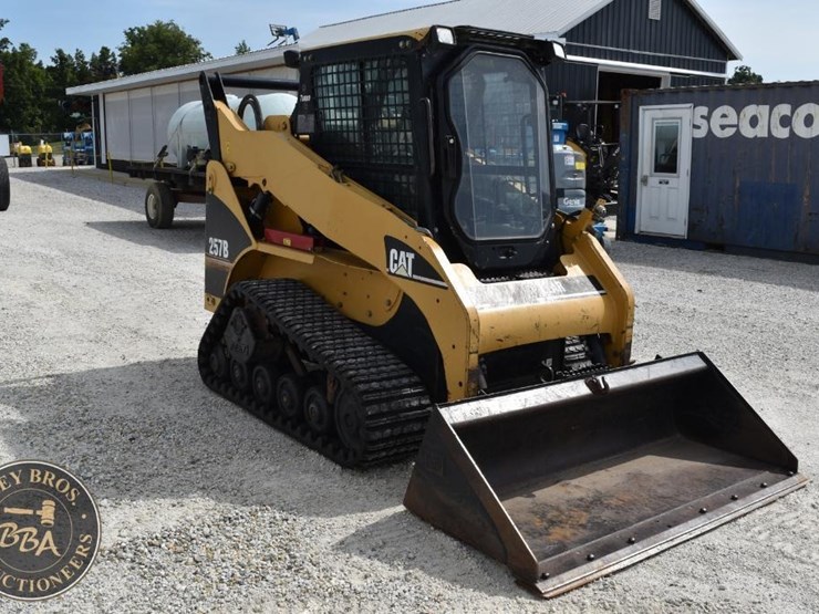 2004-caterpillar-257b-image-8
