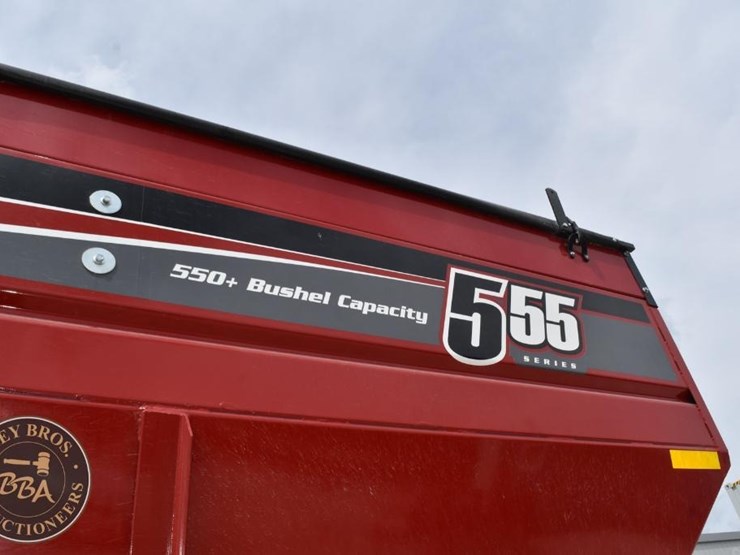 2020-j&m-555-image-15